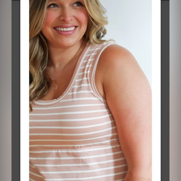 NWT Movemama Maternity Nursing Stripe Invisible Zip Breastfeeding Tank Top XL‎ - Picture 4 of 12